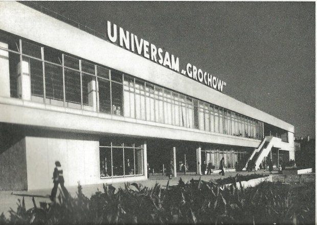 Universam.jpg