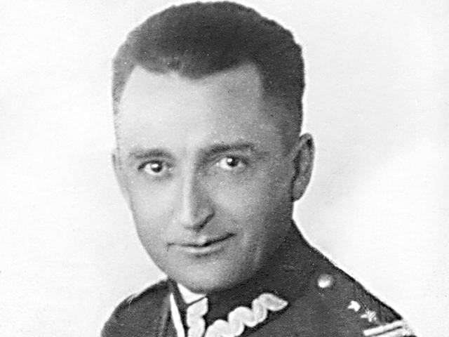 Generał_August_Emil_Fieldorf