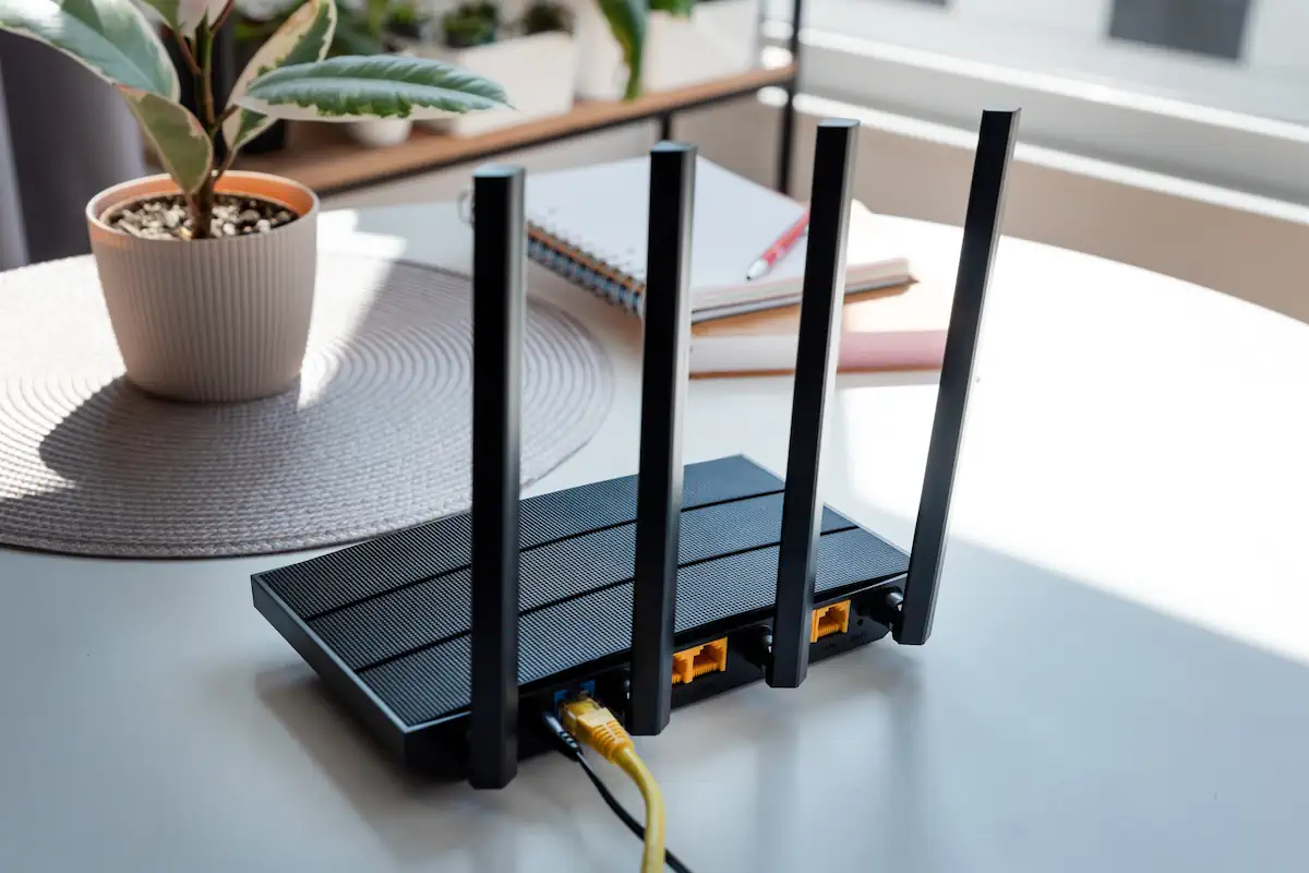 Słaby zasięg Wi-Fi w domu? Prosty sposób na zasięg bez kosztów i dodatkowych urządzeń