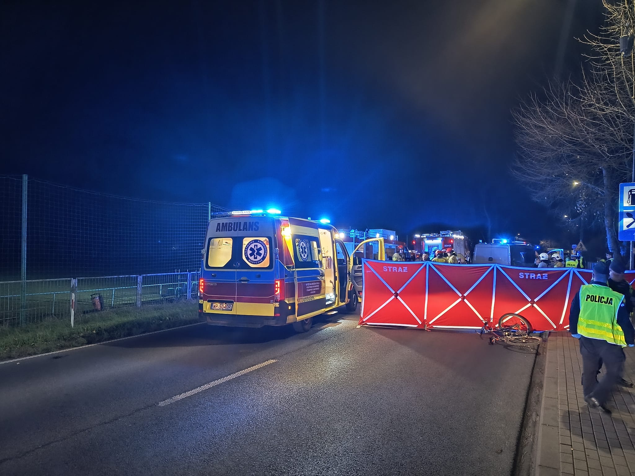 Tragiczny wypadek zablokował krajówkę nr 62. Reanimacja nie udała się