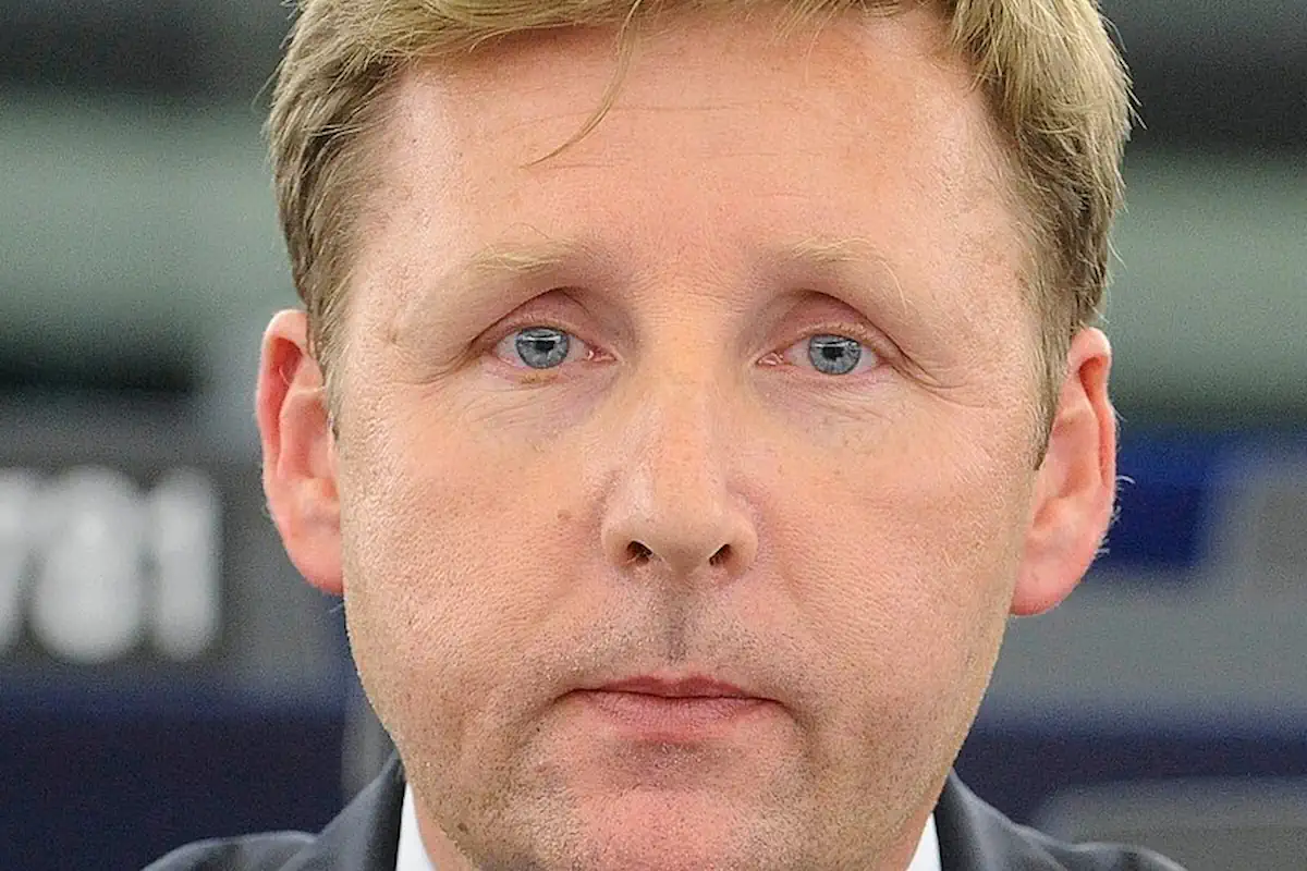 Marek Migalski ujawnia, iż jest ciężko chory i przejdzie operację. Apeluje do Polaków o badania